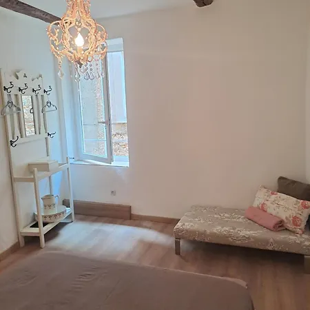 L'etoile Du Berger بيت للعطل Creissan